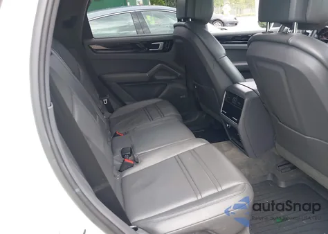 2019 Porsche Cayenne E-Hybrid z USA, uszkodzony, nr VIN WP1AE2AY2KDA52066